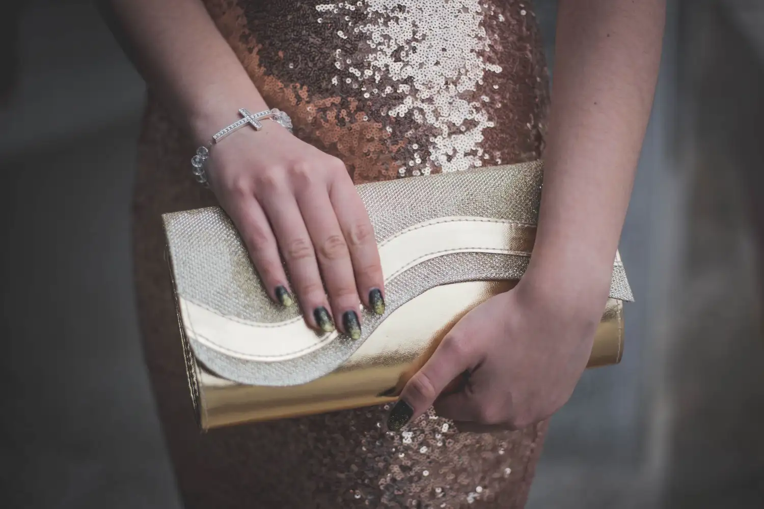 The Bridal Clutch: Beauty With Practical Purpose